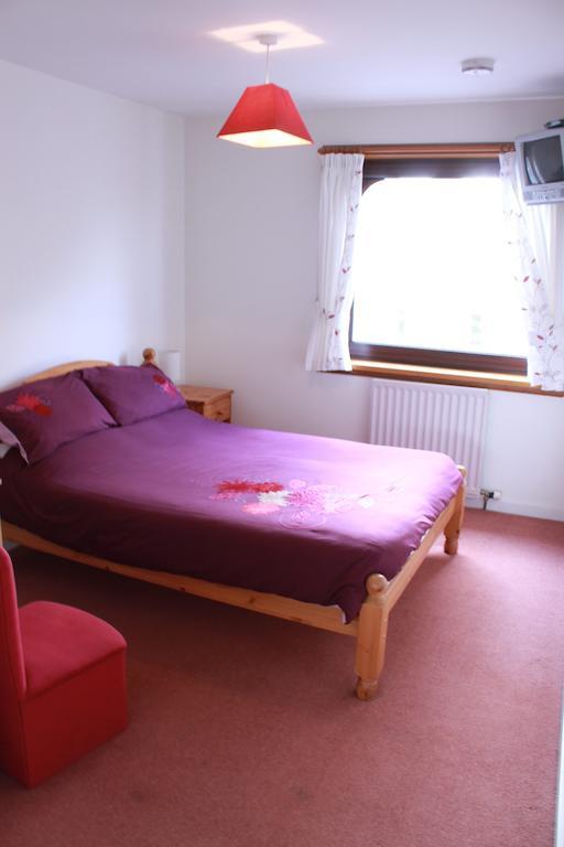 인버루리 더 블랙 불 인 B&B 객실 사진